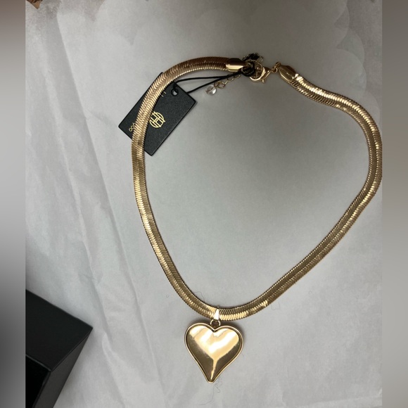 NWT ⚜️💛⚜️ House of Harlow 1960 golden tone heart pendant Necklace - Picture 6 of 14